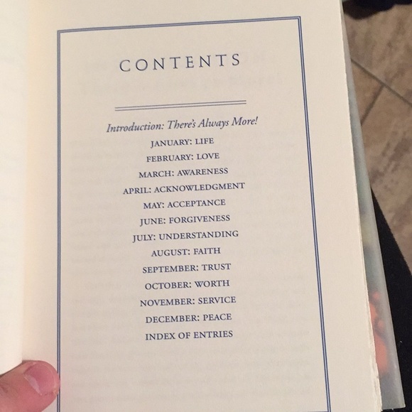 Daily devotional book - Picture 6 of 7